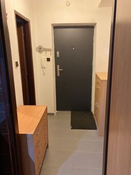 2-izbový byt na prenájom blízko centra - 9
