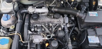 Rozpredám na náhradné diely VW GOLF 4 COMBI 66 kw rotačka - 9