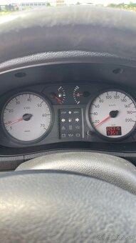 Renault Kangoo 1.5 dCi - 9