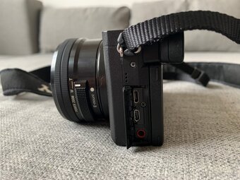 Sony A6400+16-50mm f/3.5-5.6 + Sigma 18-50mm f/2.8 DC DN - 9