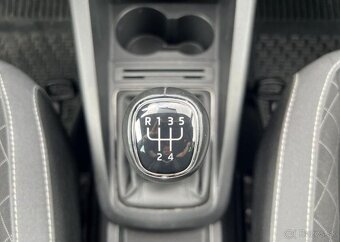 Škoda Fabia 1.0TSI 70KW JOY KLIMATIZACE benzín manuál 70 kw - 9