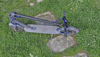 Elektrická kolobežka - 9