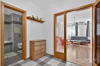 BOSEN | Na prenájom 2 izbový byt s klimatizáciou a garážou - 9