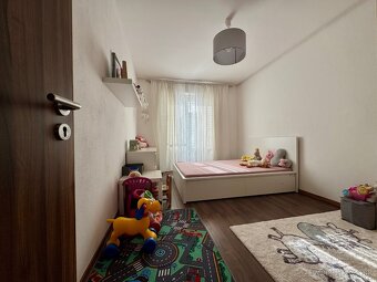 PREDAJ 4 izbový rodinný dom v modernej lokalite,Bernolákovo - 9
