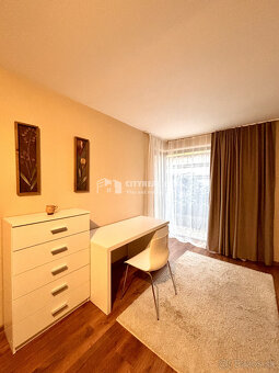 Ponúkame Vám na prenájom 2 izbový byt v rodinnom dome s gará - 9