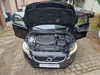 Volvo V40 D2 2.0L 120k Geartronic Momentum (diesel) - 9