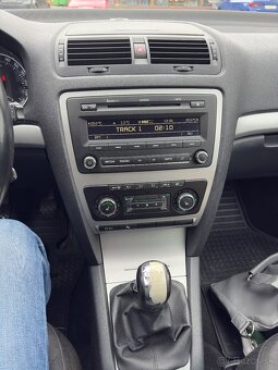 Škoda octavia 153 tisíc km - 9