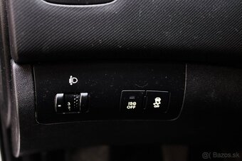 Kia Cee´d SW 1.4 CVVT 16V LX - 9