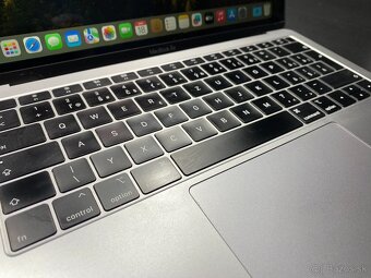 Macbook Air 13" 2019 - 9