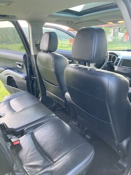 Predám Mitsubishi Outlander 4x4 (7 miest), webasto - 9