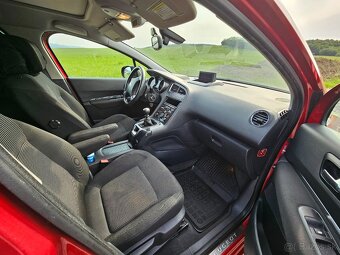 Peugeot 5008 1.6 HDI - 9