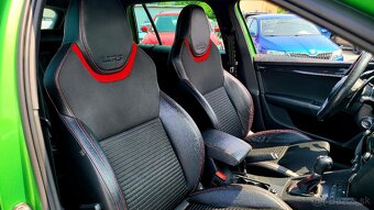 Škoda Octavia Combi 2.0 TDI DPF RS DSG - 9
