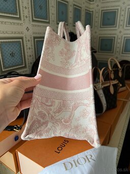Dior tote book - 9