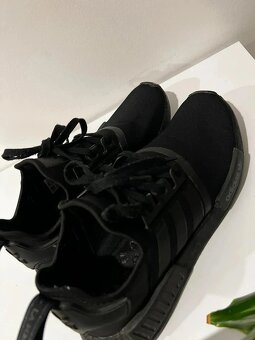 Botasky Adidas NMD_R1 - 9