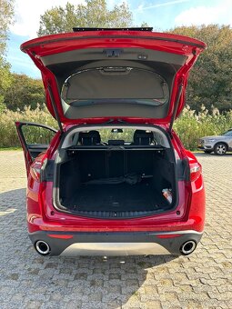 Alfa Romeo Stelvio 2.0 - 9