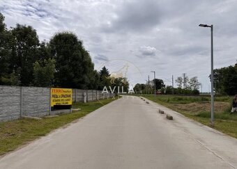 Na predaj stavebný pozemok 660m2 - Galanta(Hody). - 9