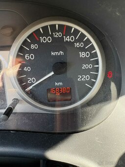 Renault Clio 1.4 16v - 9