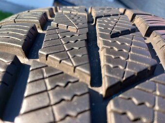 205/55 r16 zimné pneumatiky - 9