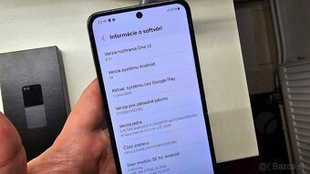 Samsung Galaxy Z Flip 5 tmavý 256GB - aj vymením - 9