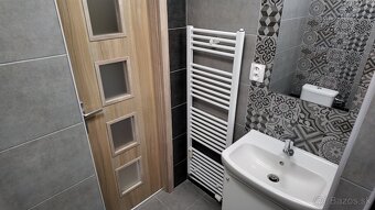 Krásne prerobený 1izb byt so zariadením v kľudnom okolí - 9