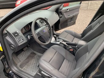 VOLVO V50 2.4 D5 MOMENTUM A/T SPORT - 9