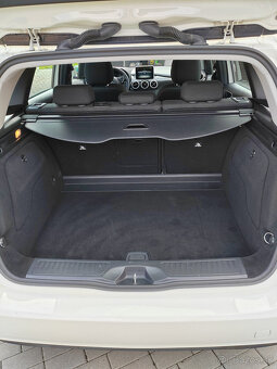Mercedes-Benz B - 9