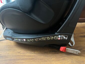 Britax-Römer Dualfix M i-size ( Blue Marble - lim. edícia) - 9