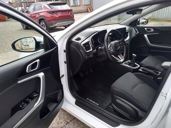 2022_KIA Ceed combi 1.5 turbo_1.maj.SR_9.667€ netto_ZÁRUKA_ - 9