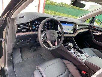 Volkswagen Touareg 3.0 V6 TDI Elegance 4Motion DPH - 9
