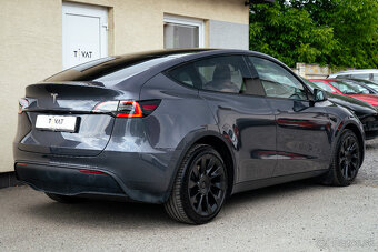 Tesla Model Y 75kWh Long Range AWD - 9