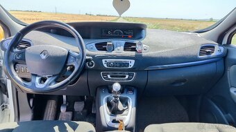 Renault Grand Scénic 1.6 dCi S&S Bose - 9