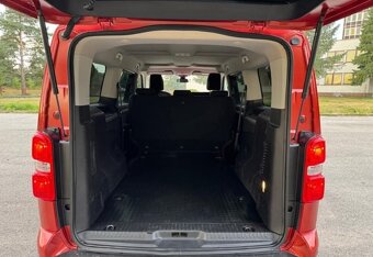 Peugeot Expert Traveller 2.0bHDI - 9