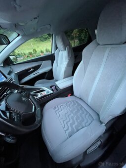 Peugeot 3008 ALLURE - 9
