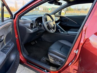 TOYOTA C-HR, 1.8 Hybrid - 9