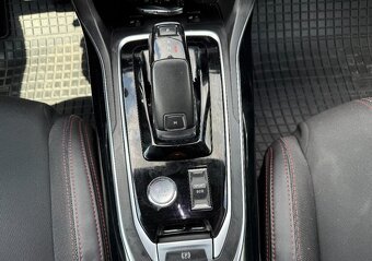 Peugeot 308 Bre1.5 BlueHDi 130 S&S GT Line 8 / Možný odp DPH - 9