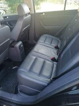 Volkswagen Golf Plus 1.6 - 9
