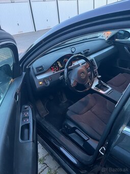 Volkswagen Passat 2.0 TDI 2010 Comfortline DPF - 9