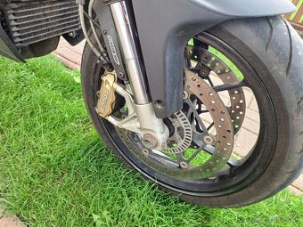 Aprilia Caponord 1200 - 9