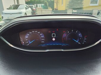 Predám Peugeot 3008 1.2 PureTech Allure - 9