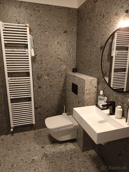 Trojizbový byt-mezonet - 9