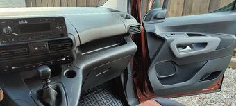 Predám Peugeot rifter - 9