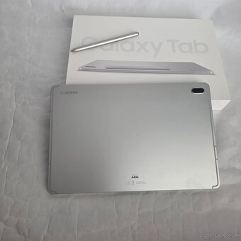 Samsung Galaxy Tab S7 FE 5G - - 9