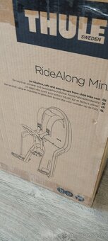 Detska sedačka Thulle RideAlong mini so stítom - 9