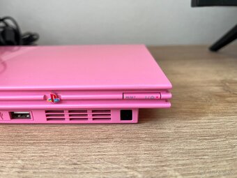 Playstation 2 Pink Limited Edition - 9