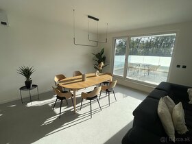 4 izbový byt komplet zariadený penthouse(132m2) - 9