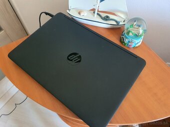 Konštrukčne odolný HP Probook,14.1LED,256gb SSD, 8gb ram - 9