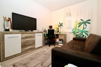 THE HOME I PREDAJ - Moderný 4-izb. byt v Petržalke pri jazer - 9
