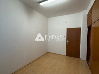 Kancelárske priestory s umývadlom na prenájom - od 18 m2, Bo - 9