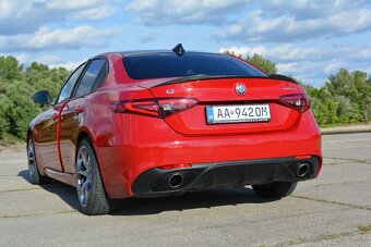 Alfa Romeo Giulia 2.2d Veloce Q4 - 9