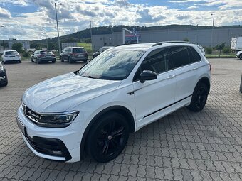 Volkswagen Tiguan 2.0 TDi R-Line 4Motion DSG - 9
